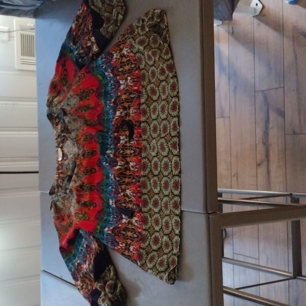 Woman's large multi colored blouse